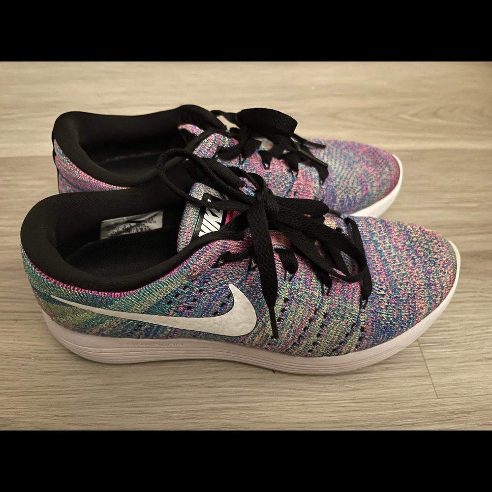 Nike Lunarepic Low Flyknit Women’s size 6